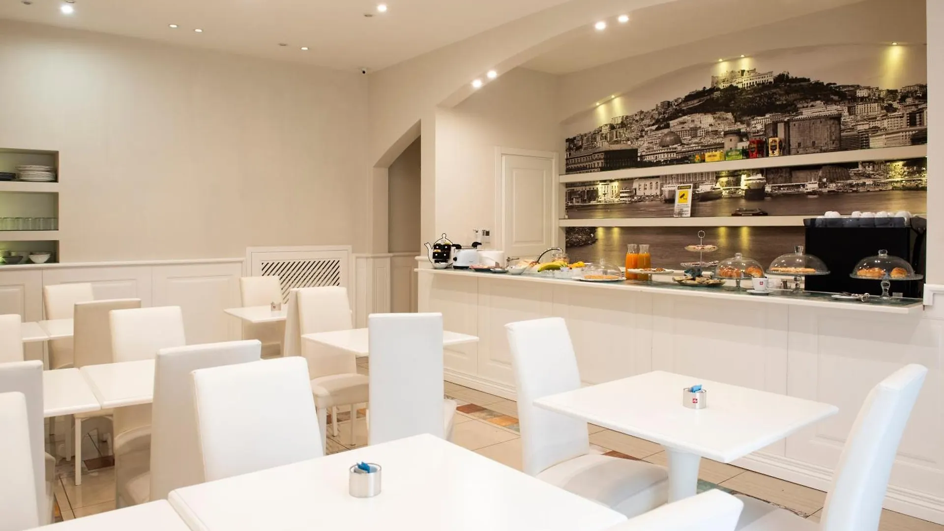 ** Oda ve Kahvaltı Certosa Suite Napoli İtalya