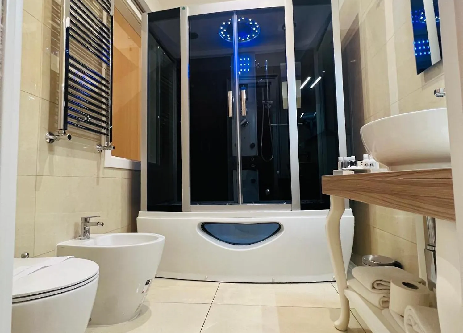 Certosa Suite Naples Bed & Breakfast